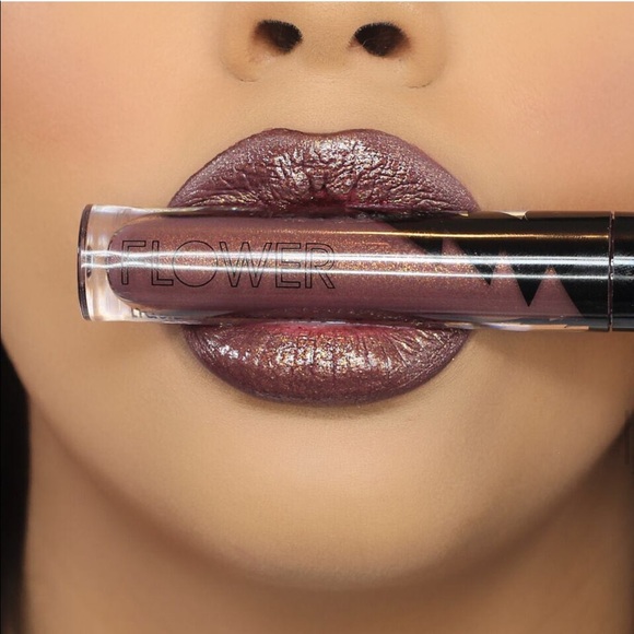 Flower Beauty Other - Flower Beauty Miracle Matte Metallic Liquid Lipstick in Cocoa Rebel